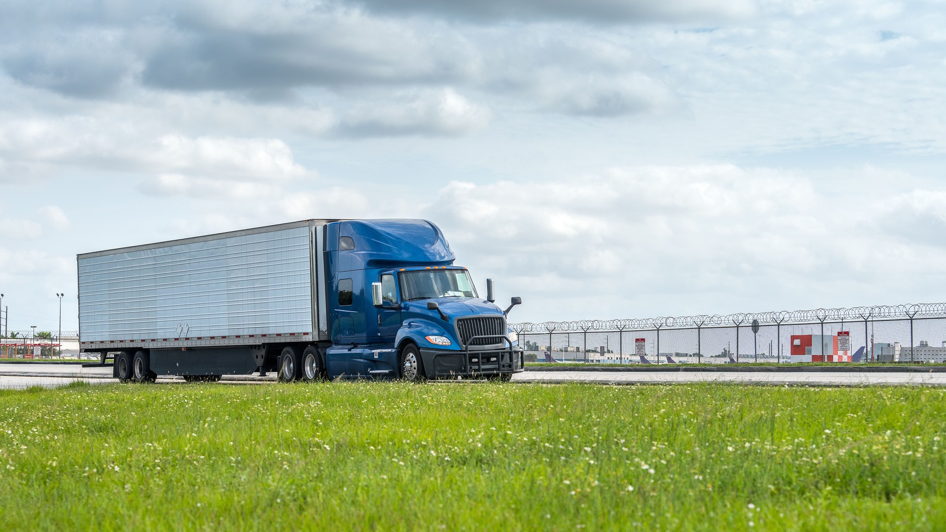 American blank truck